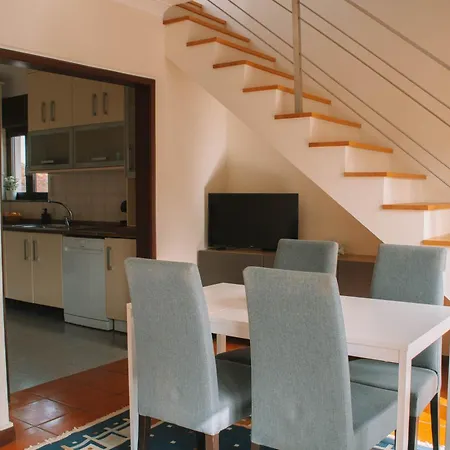 בית נופש Casas Dos Seixos מולדו